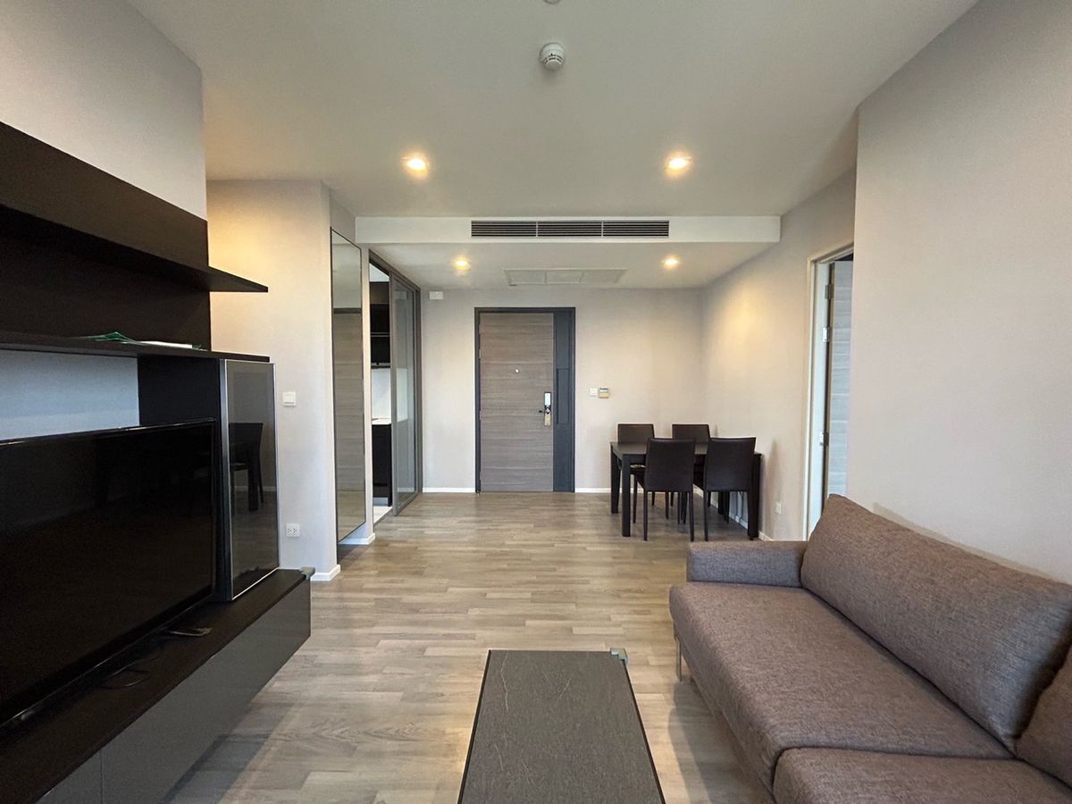 Urgent rental Condo Urgent rental Condo