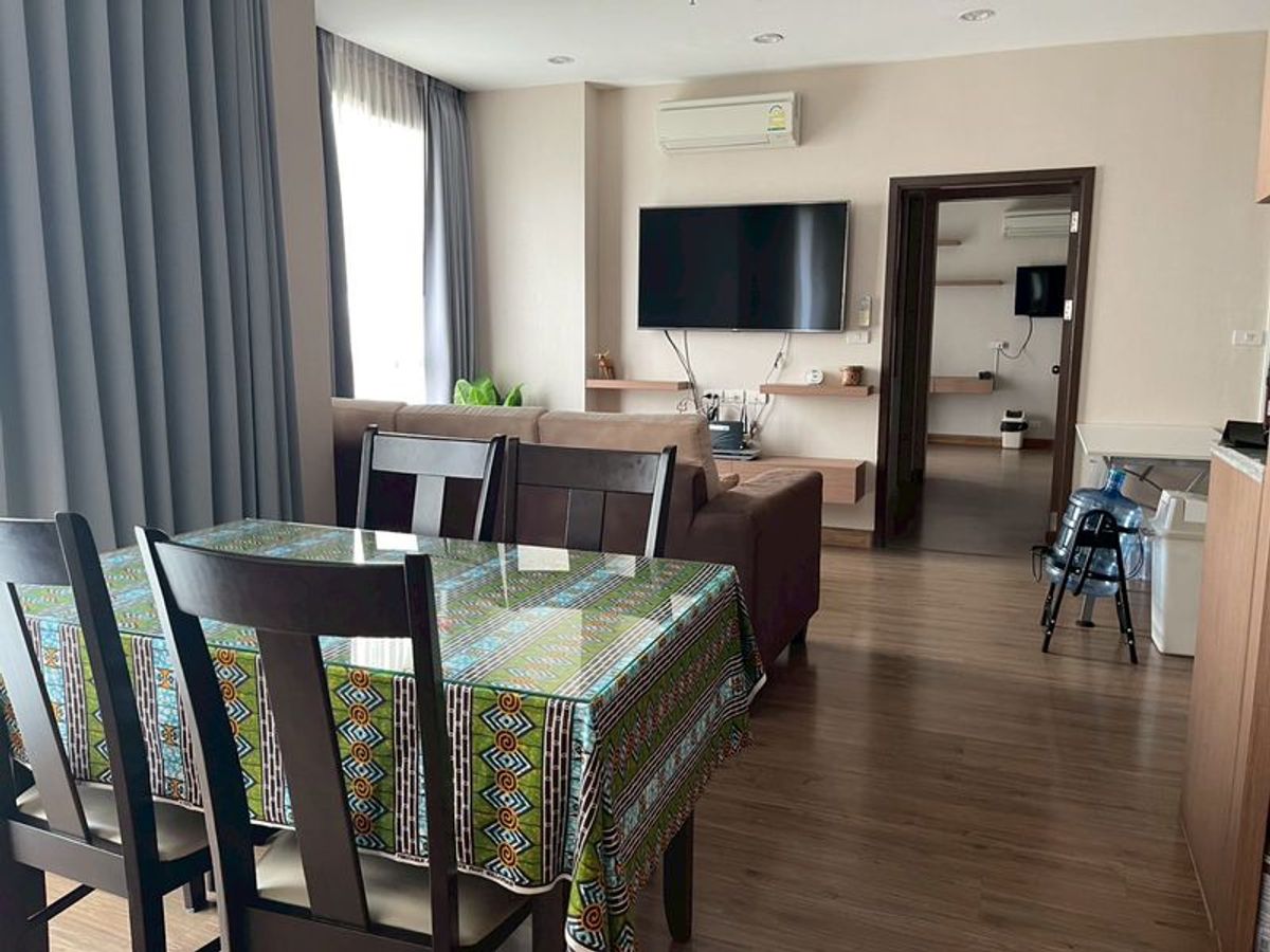 Selling condo for rent in the city center, The Sky Sriracha Community, ready to move in immediately.