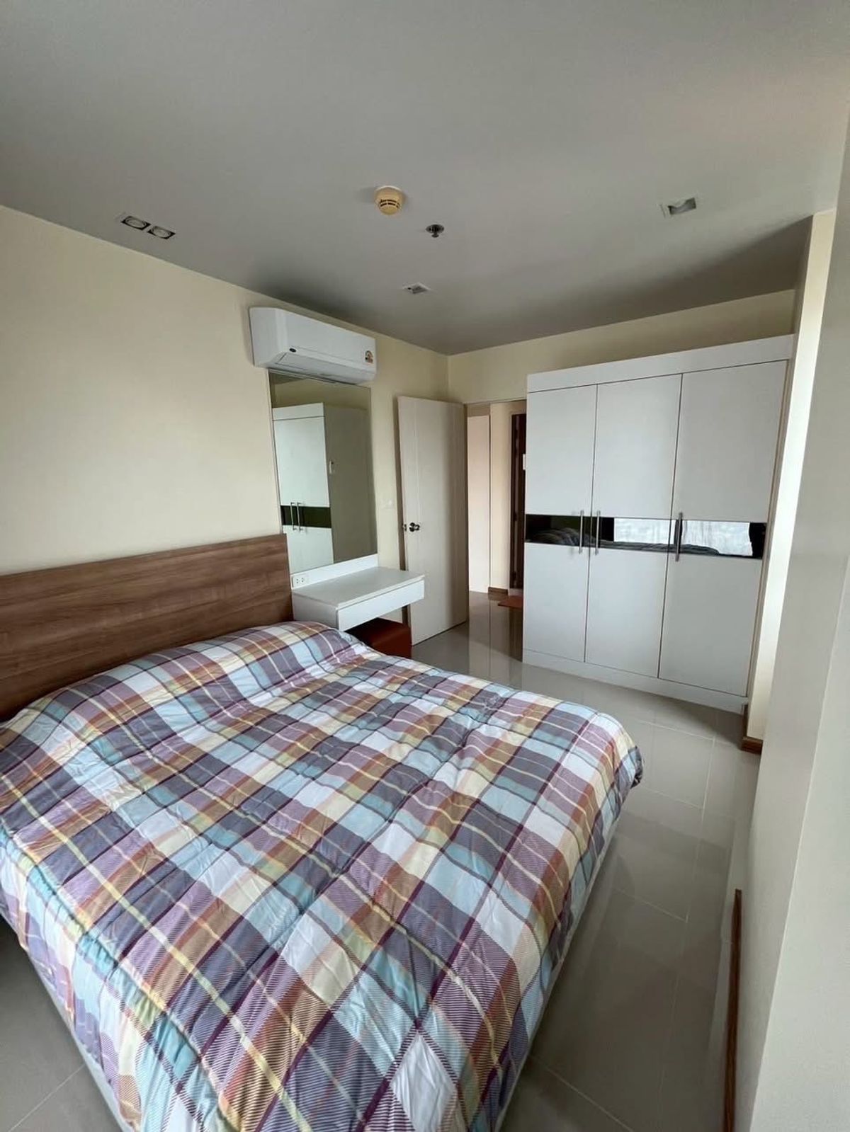 ⚜️ปล่อยเช่า Casa Condo Asoke - Dindaeng (คาซ่า คอนโด อโศก - ดินแดง) สนใจสอบถาม แอดไลน์ 🆔  𝐈𝐃 𝐋𝐢𝐧𝐞 : @glorious1 หรือ https://lin.ee/897Debr โทร 099 498 2461 – รูปที่ 4