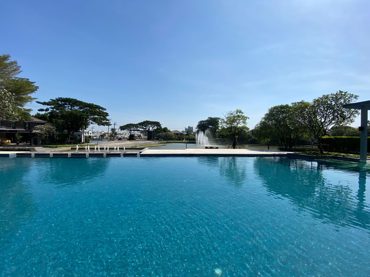 มัณฑนา 1 บางนา กม.7 จาก Land & Houses หลังมุมตกแต่งพร้อมอยู่อาศัย มัณฑนา 1 บางนา กม.7 จาก Land & Houses หลังมุมตกแต่งพร้อมอยู่อาศัย