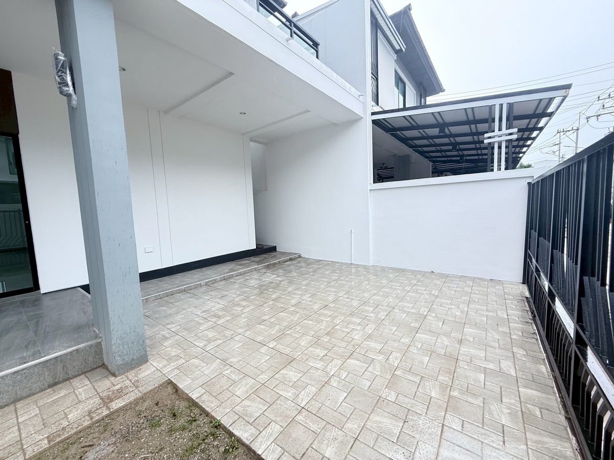 ขายบ้านแฝด The Perfect Park Ville เดอะเพอร์เฟค พาร์ค วิลล์ พร้อมที่จอดรถ ขายบ้านแฝด The Perfect Park Ville เดอะเพอร์เฟค พาร์ค วิลล์ พร้อมที่จอดรถ