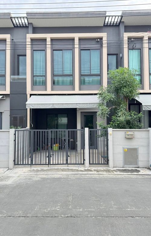 Rent PLENO Sukhumvit - Bang Na | 3 bedroom townhome 106.5 sq.m. | Near Mega Bangna | 23,000 baht/month | Line: @323GQMHO | Ref: T1997