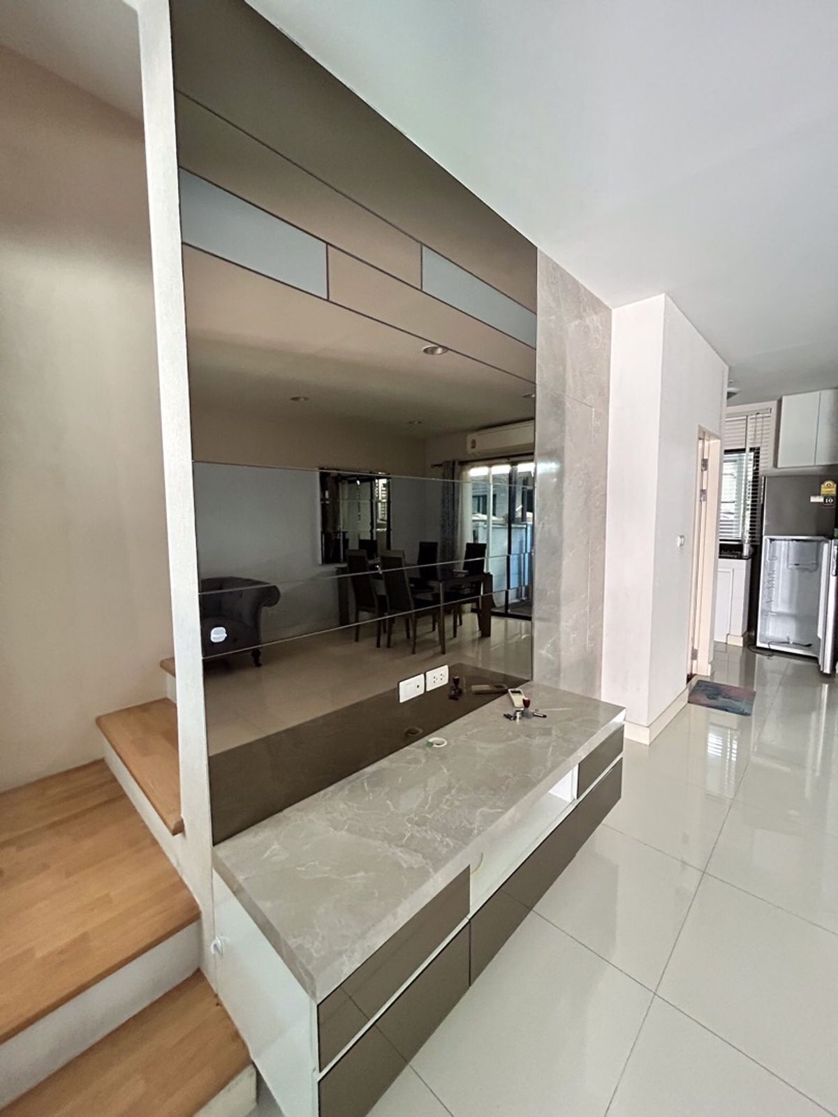 (โพส - เลี้ยงสัตว์ได้) 25,000 บาท บ้านกลางเมืองรัตนาธิเบศร์ ตกแต่งครบพร้อมอยู่ ติดห้างใหม่ 5 นาทีถึง MRT – รูปที่ 2