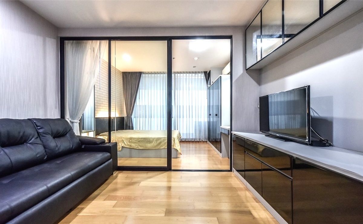 คอนโดสภาพใหม่ ไม่ค่อยได้อยู่ (33sqm, 1B1B, ชั้น23) 5นาที ถึง BTSสุรศักดิ์ Noble Revo Silom คอนโดสภาพใหม่ ไม่ค่อยได้อยู่ (33sqm, 1B1B, ชั้น23) 5นาที ถึง BTSสุรศักดิ์ Noble Revo Silom