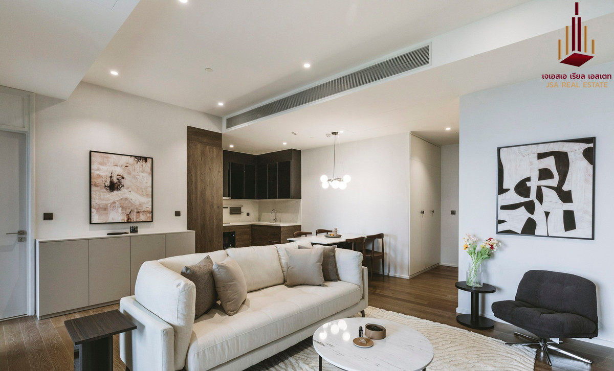 ✨ For Rent: Muniq Langsuan Condo ✨💰 Only 105,000 THB/month