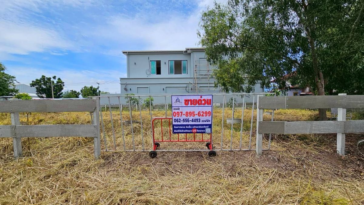 Quick sale of 200 square wah of land. Soi Wat Phai Fah (Soi Romyen), Bang Khu Temple, Mueang Pathum District Pathum Thani Province Quick sale of 200 square wah of land. Soi Wat Phai Fah (Soi Romyen), Bang Khu Temple, Mueang Pathum District Pathum Thani Province