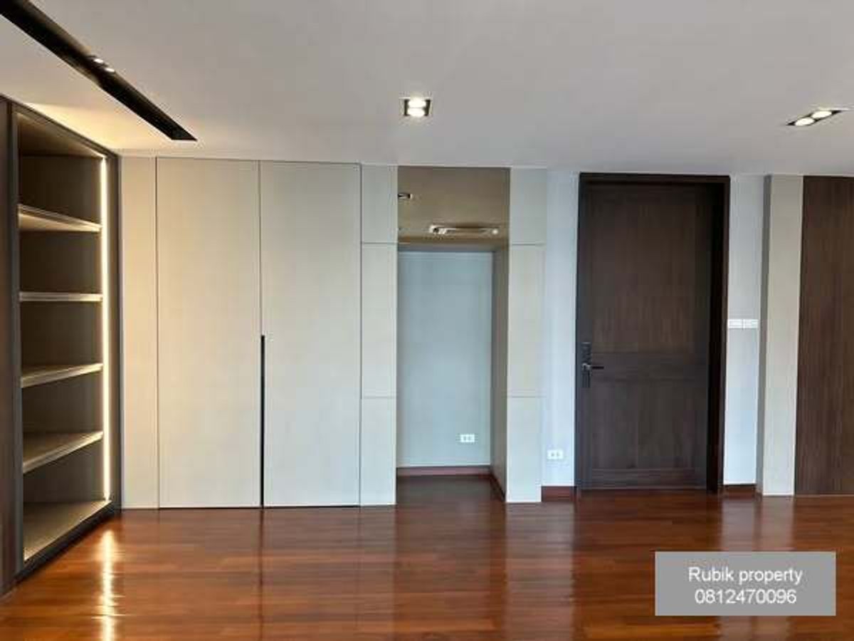 🏙 Sell Penthouse Duplex in the heart of Ploenchit - Rare Item quickly! 📍 Ploen Chit Terrace (RB1100 🏙 Sell Penthouse Duplex in the heart of Ploenchit - Rare Item quickly! 📍 Ploen Chit Terrace (RB1100