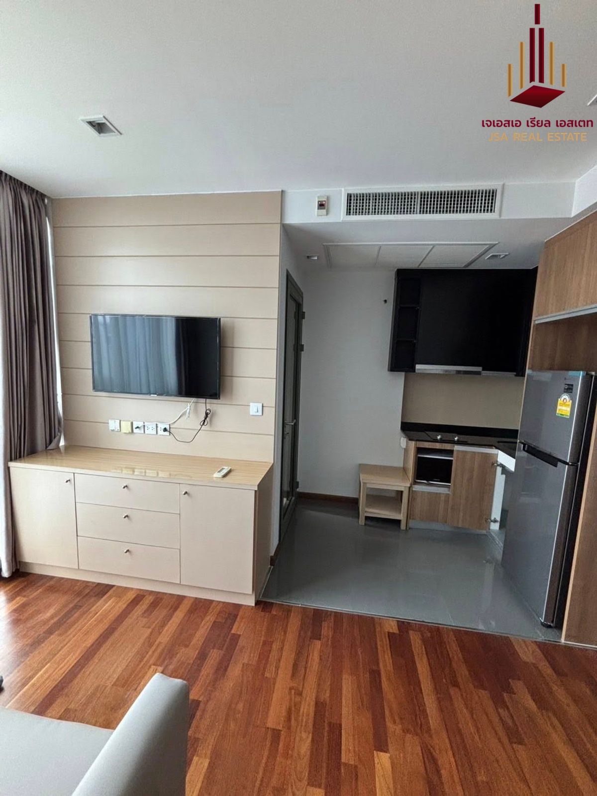✨ For Rent: Wish Signature Midtown Siam Condo ✨   💰 Only 25,000 THB/month