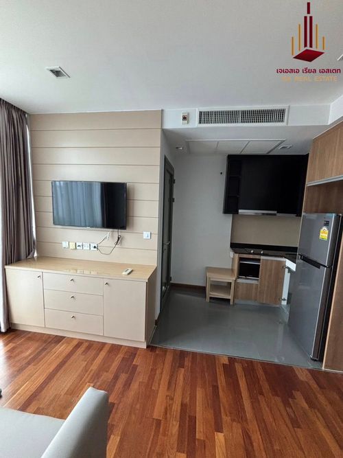 ✨ For Rent: Wish Signature Midtown Siam Condo ✨   💰 Only 25,000 THB/month