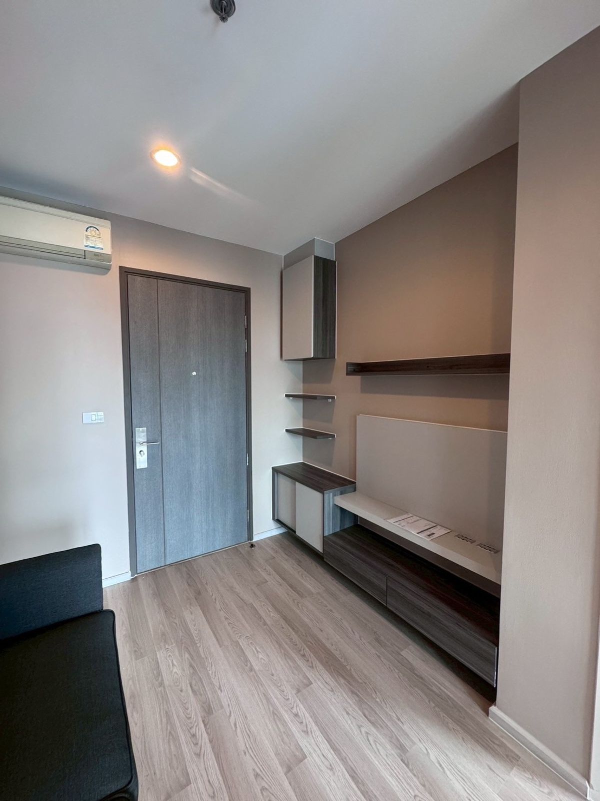 Quick sale Centric Huai Khwang Station Huai Khwang Station 1 Bedroom 1 Bathroom (Special price) Quick sale Centric Huai Khwang Station Huai Khwang Station 1 Bedroom 1 Bathroom (Special price)