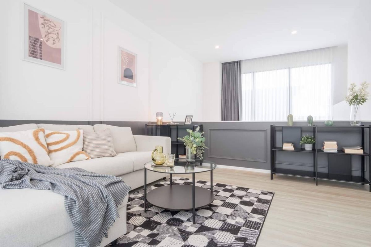 ❖ Nice Decorate ❖ ทาวน์โฮม 3.5 ชั้น หลังมุม | ขนาด 22.00 ตร.ว. 230.00 ตร.ม. | 3 ห้องนอน 4 ห้องน้ำ | ใกล้ The Nine Center พระราม 9 – รูปที่ 2