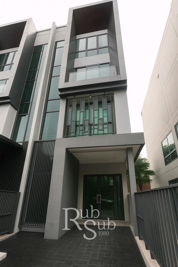 Salila🚩JW URBAN HOME OFFICE, premium home office, 4 floors, prime location on Songprapa - Don Mueang Road, next to the main road. With private glass elevator