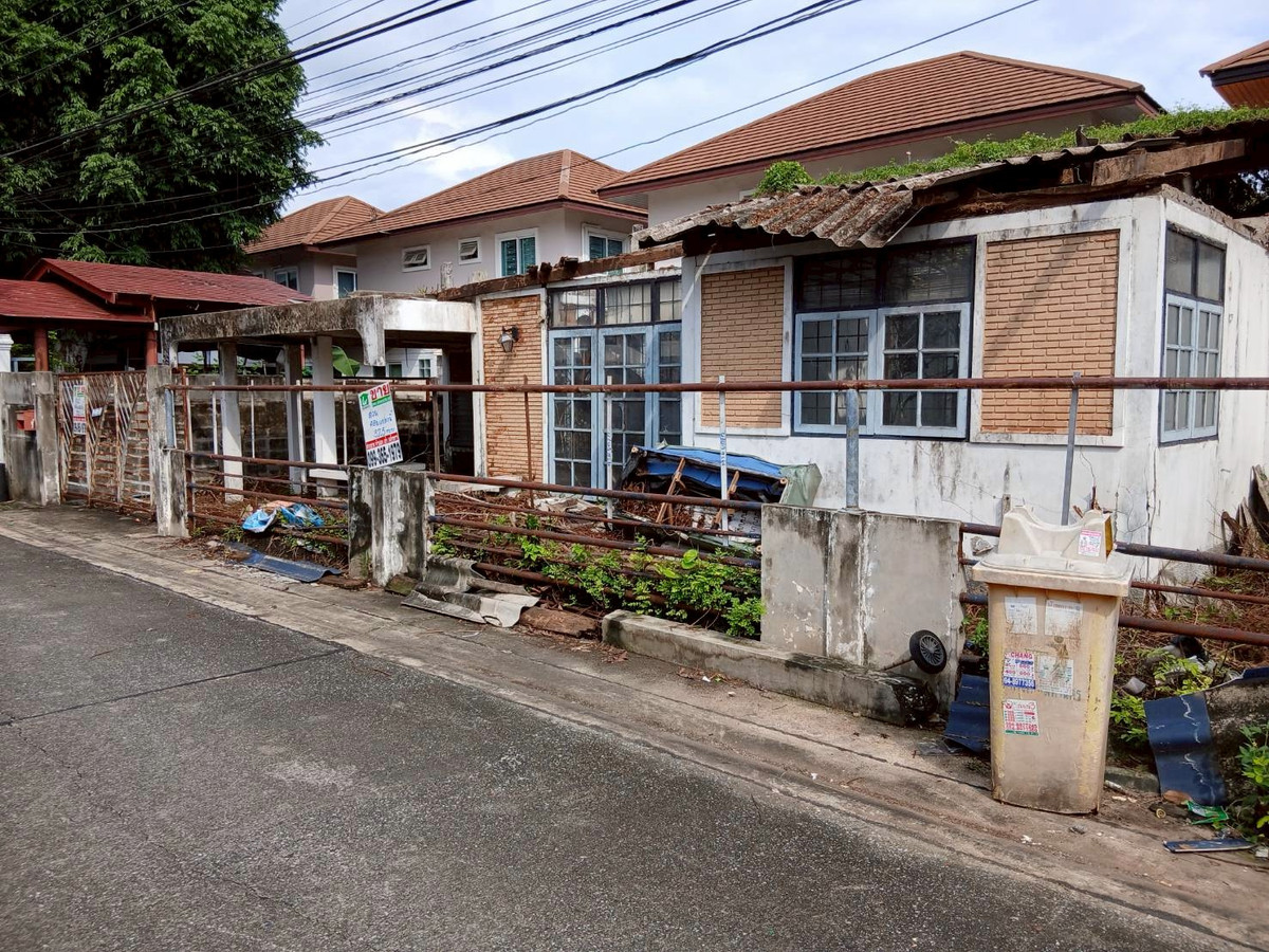 Land for sale, free house 52.5 sq.w. Soi Udom Suk 50 Sukhumvit 103 – รูปที่ 2