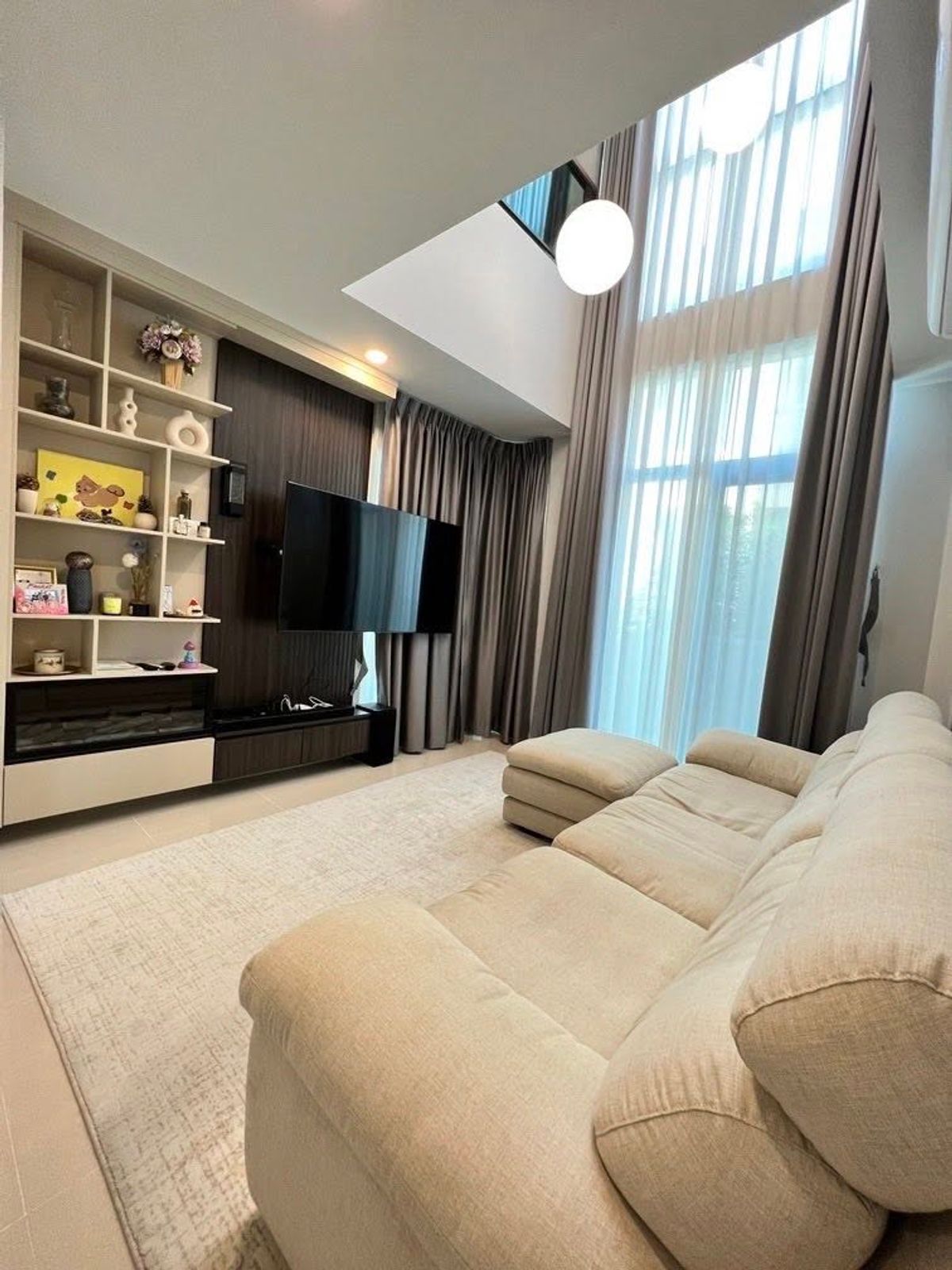 😊🏡 House for rent at The City Ramintra 2 | The City Ramintra 2. Special location in the project (with a double-volume hall). – รูปที่ 3