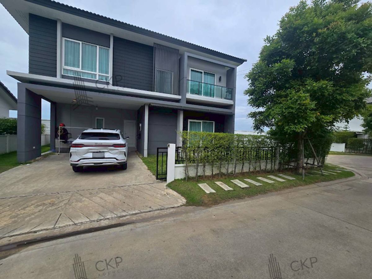 บ้านเดี่ยว เซนโทร ประชาอุทิศ 90 บ้านเยื้องวงเวียน บริเวณกว้างขวางและมีพื้นที่สวนในรั้วบ้าน บรรยากาศร่มรื่น เดินทางสะดวก – รูปที่ 2