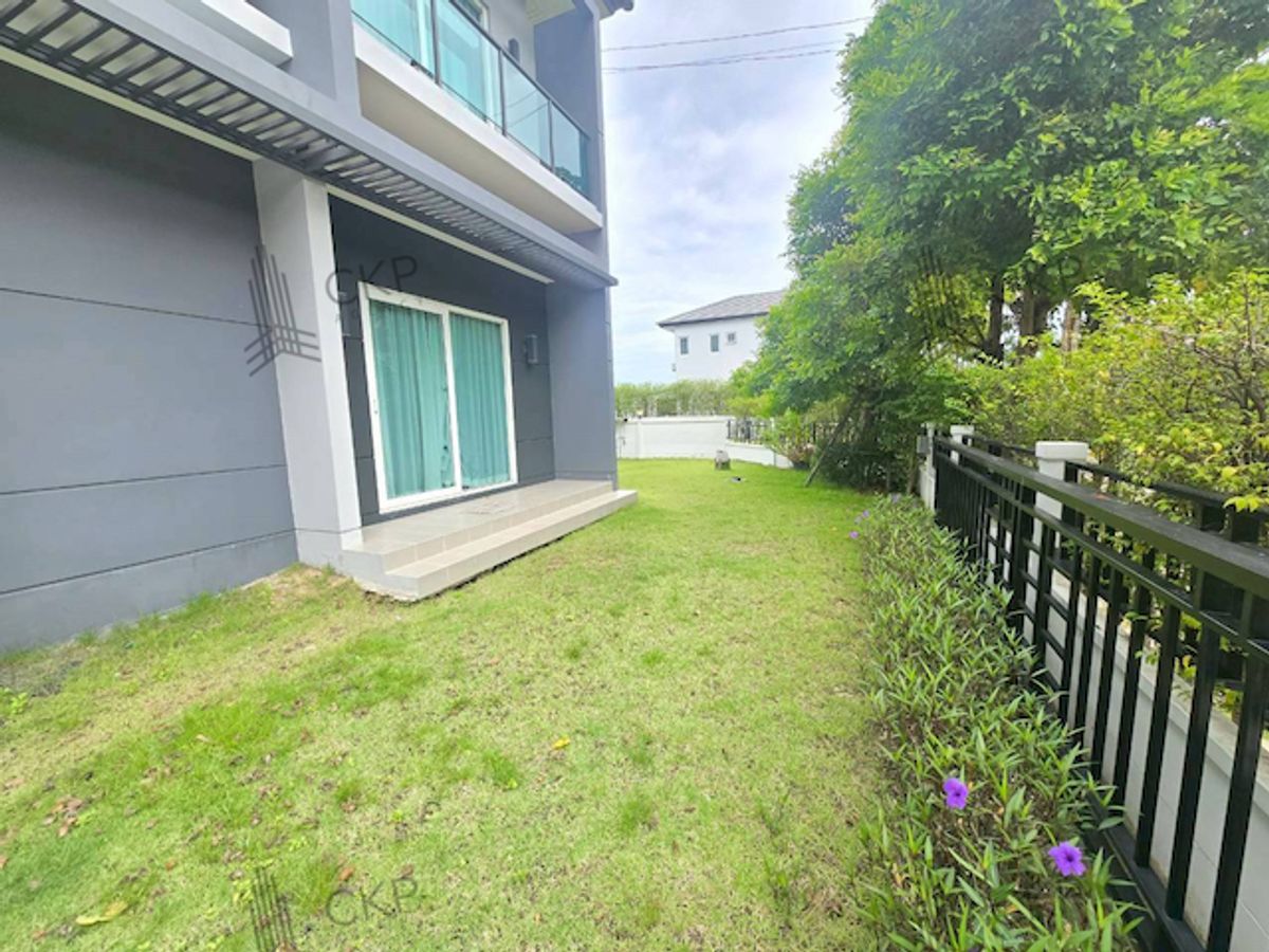 บ้านเดี่ยว เซนโทร ประชาอุทิศ 90 บ้านเยื้องวงเวียน บริเวณกว้างขวางและมีพื้นที่สวนในรั้วบ้าน บรรยากาศร่มรื่น เดินทางสะดวก – รูปที่ 3
