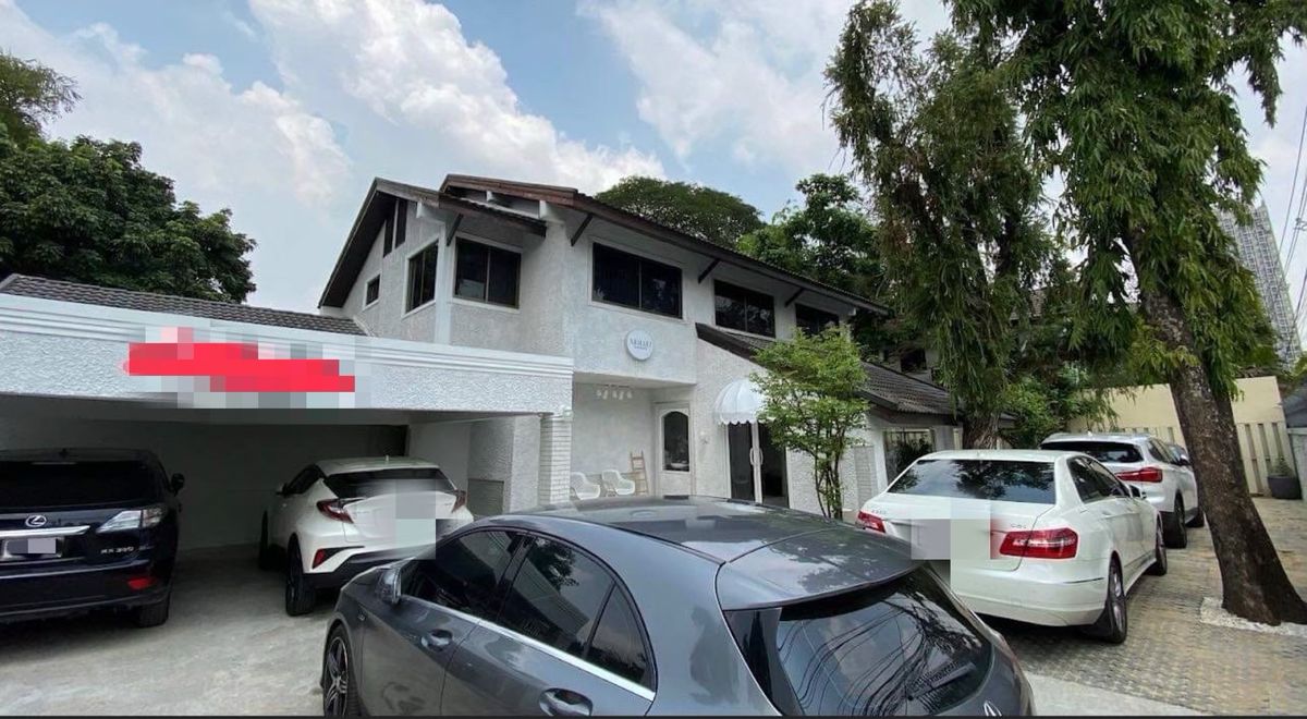 Single 110 sq.w. Thonglor for sale with tenants Single 110 sq.w. Thonglor for sale with tenants