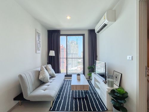ขายพร้อมผู้เช่า Rhythm Sukhumvit 42 ราคา 8,400,000 บาท [JZs250910]