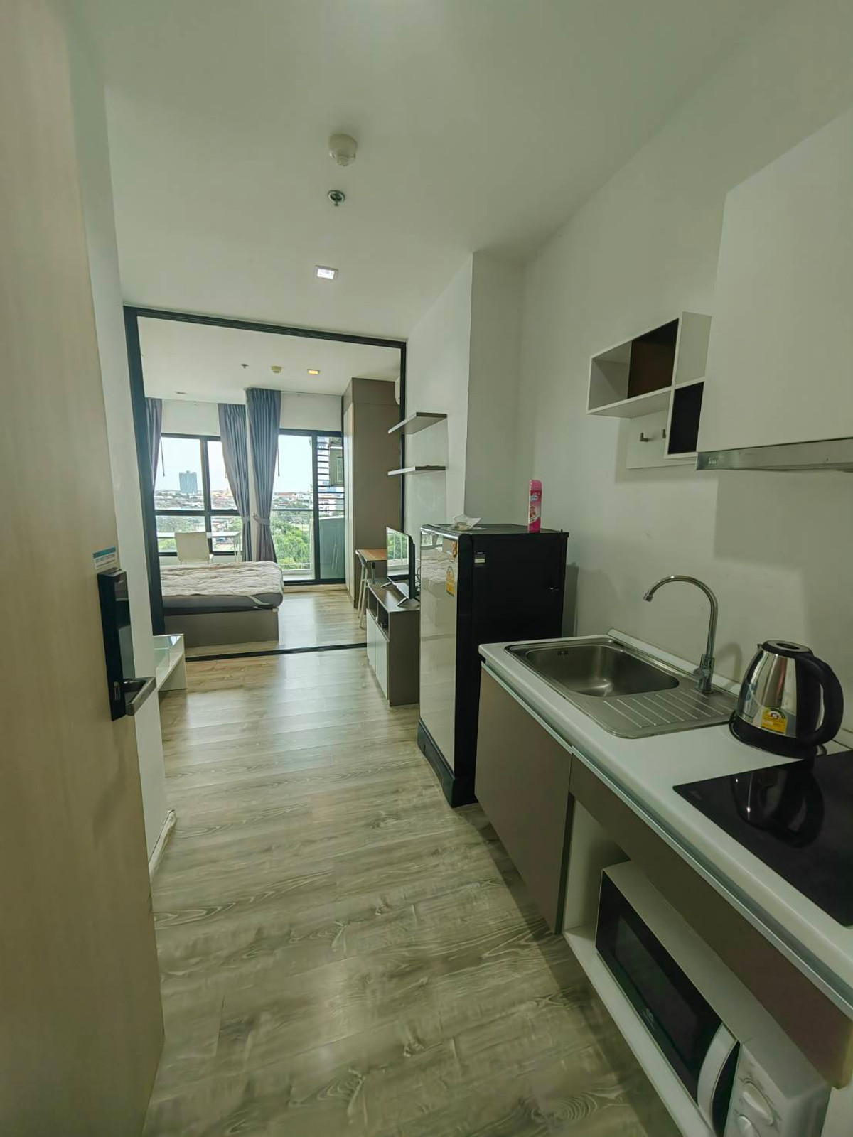 คอนโดให้เช่า/For rent : KNIGHTSBRIDGE SKY RIVER 27 ตร.ม. 7,500 เดือน
