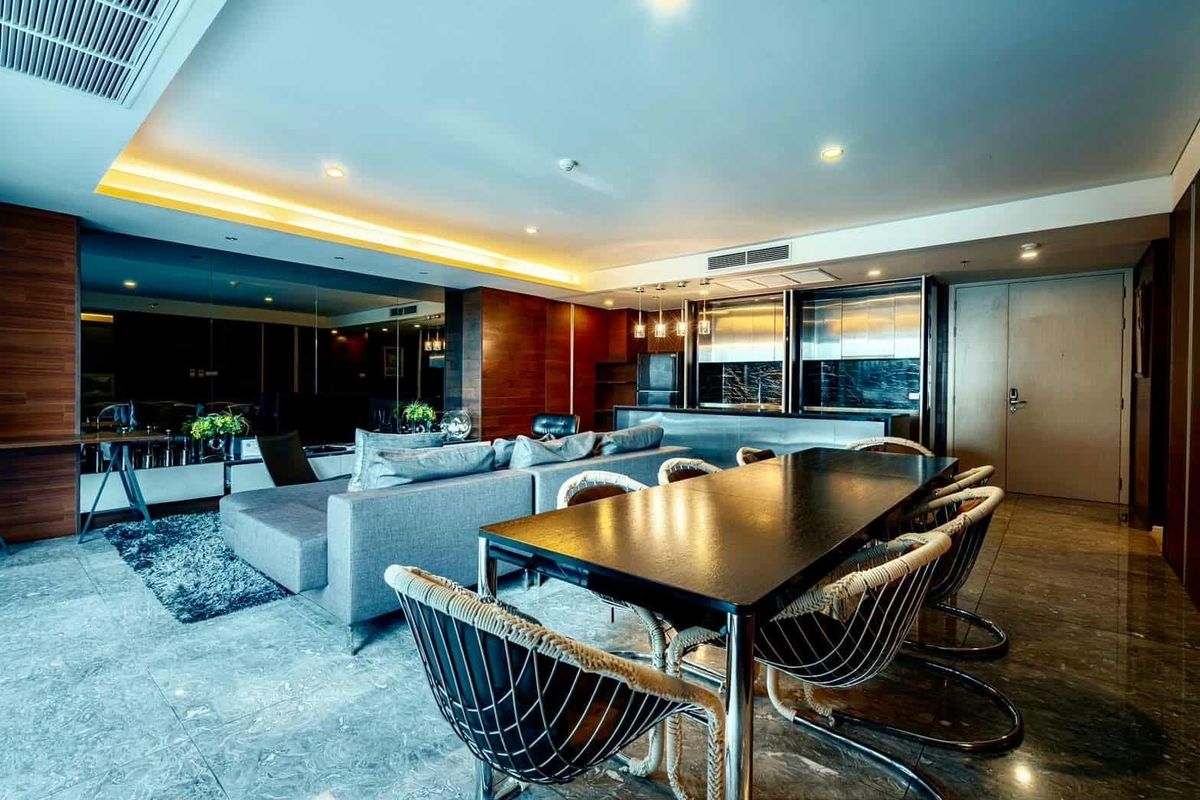 คอนโด ห้อง penthouse ขายราคาดีมาก ใจกลางอารีย์ คอนโด ห้อง penthouse ขายราคาดีมาก ใจกลางอารีย์