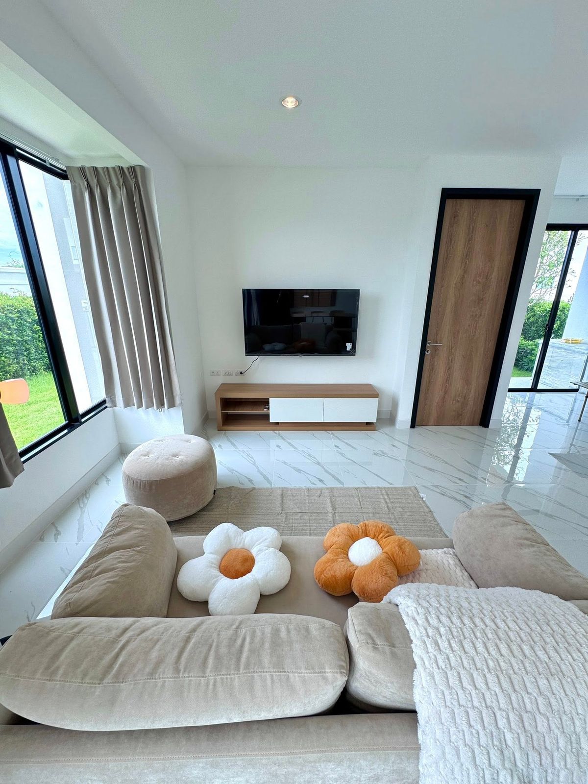 2 storey detached house for rent Komo Bangna Project Furniture air There are 3 bedrooms, 3 bathrooms. Rental price 60,000 baht per month – รูปที่ 3