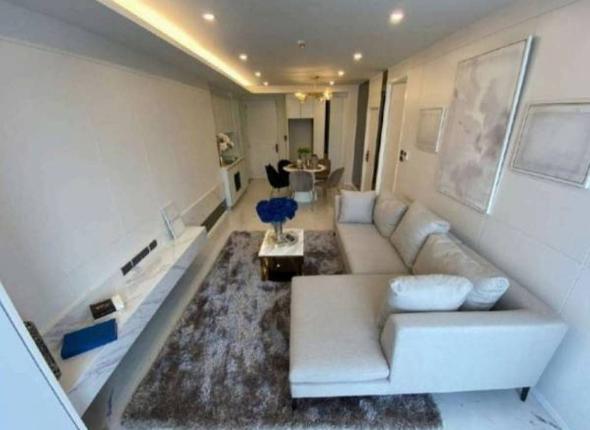 2BED with Private Lift 9.9 million UNIT. Last 168sukhumvit36