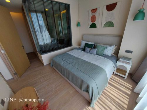 Elegant high floor 1 bedroom unit for rent in Esse Asoke. Boundless city view with imported furniture fully fitted. Esse Asokeにあるエレガントな高層階の1ベッドルームユニットの賃貸物件。輸入家具が完備された無限の街の景色。