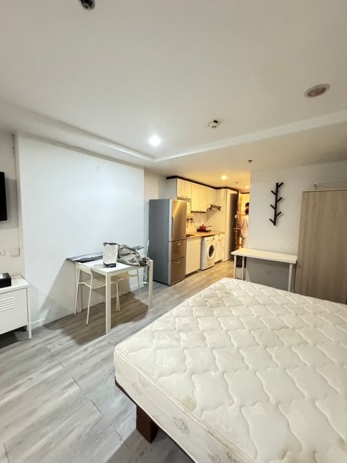 Studio Room for Rent - THE TRENDY CONDOMINIUM SKV 13