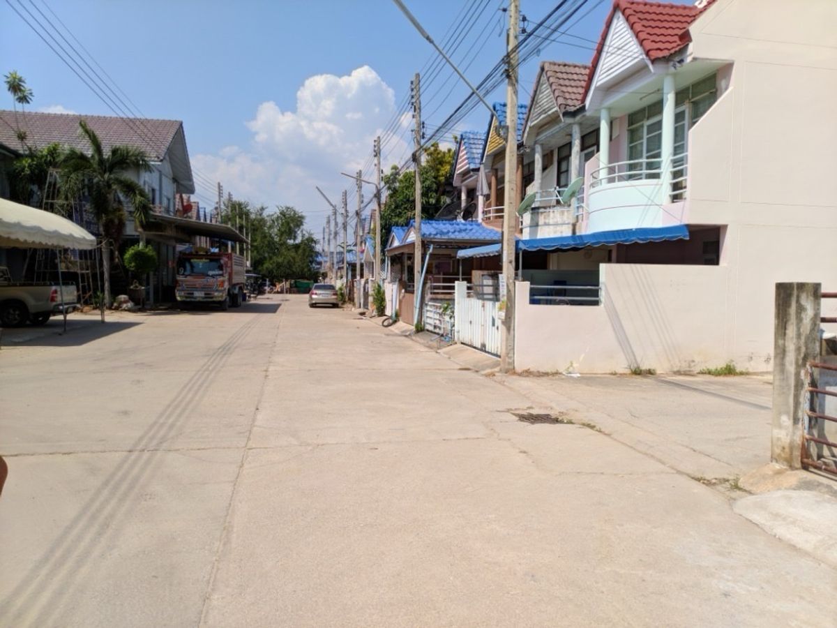Hot Deal! 2-Storey Townhouse in Cha-Am Beach Village, Close to Cha-Am Beach Only 800,000 THB (negotiable) – รูปที่ 2