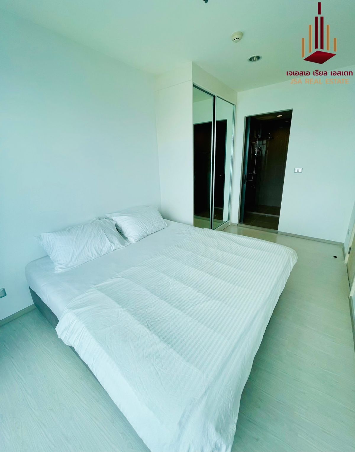 ✨ For Sale: RHYTHM Sukhumvit 42 Condo ✨ 💰 Only 9,900,000 THB ✨ For Sale: RHYTHM Sukhumvit 42 Condo ✨ 💰 Only 9,900,000 THB