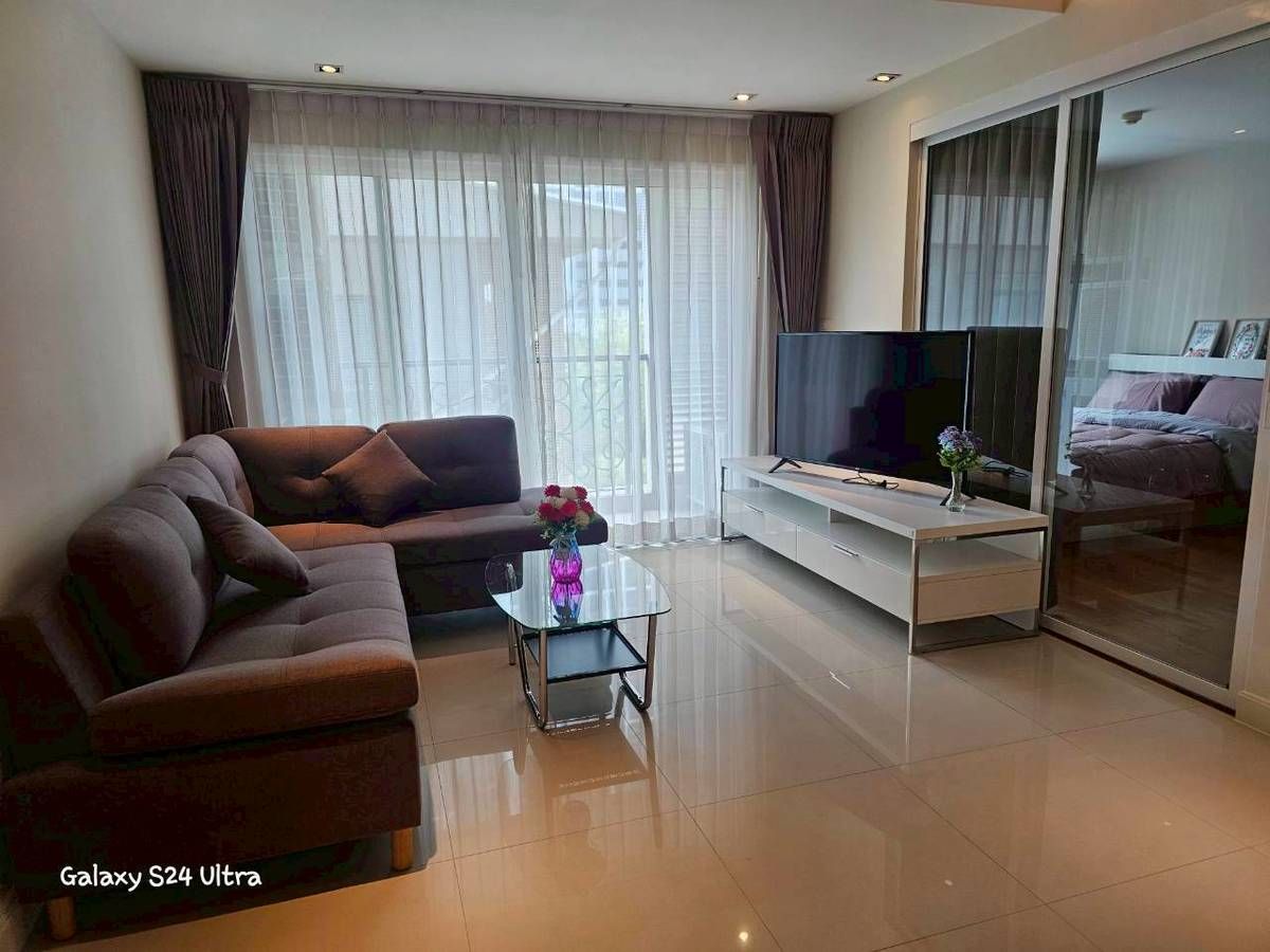 Condo for rent, 3 bedrooms, size 97 sqm., Ekkamai Area. Condo for rent, 3 bedrooms, size 97 sqm., Ekkamai Area.