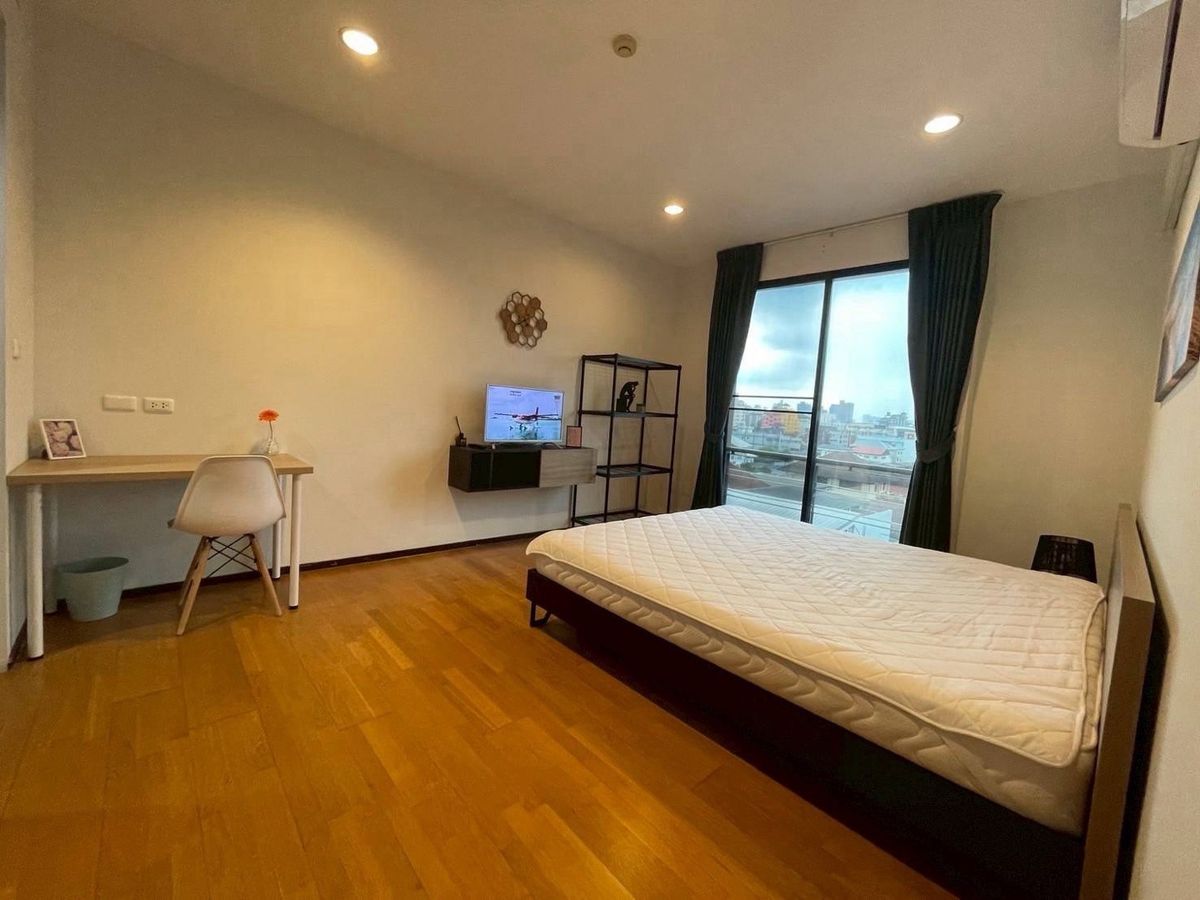 🏙 For Rent!! Amanta Ratchada🛏 2 Bedrooms | 🛁 2 Bathrooms | 83 sq.m. | Fully Furnished | 💵 Rent : 35,000 THB/month | 📞 Contact : Aomam (Agent)📱 Tel./Line ID : 095-587-1692💬 WhatsApp : +66 95 587 1692