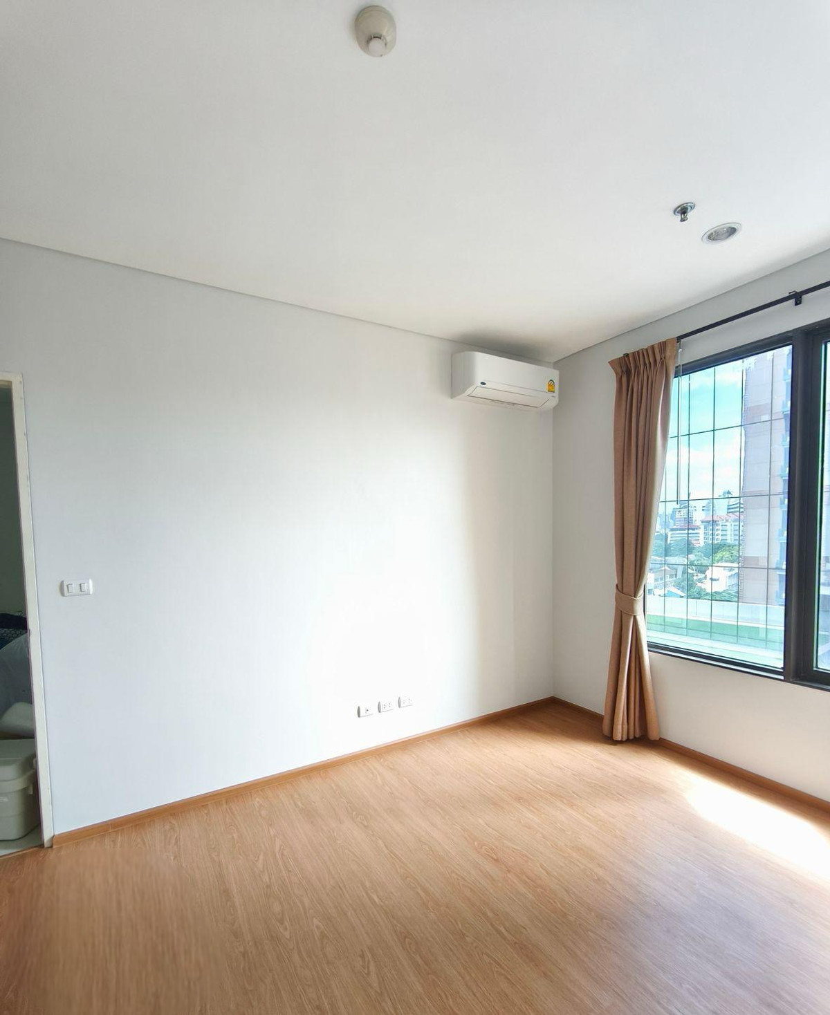 🔥 ขายด่วน!! คอนโด Villa Asoke – รูปที่ 3