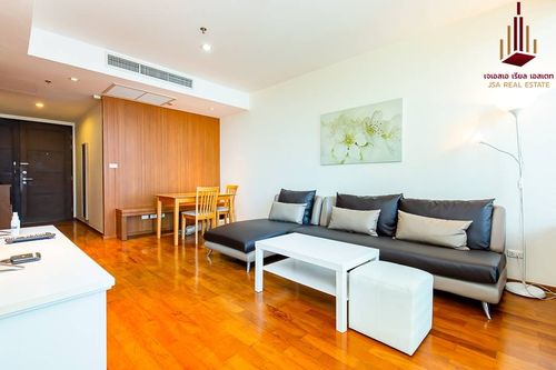 🏙️Siri Residence Sukhumvit 24 only 40,000/month – Large Volume Condo for Rent 🏙️
