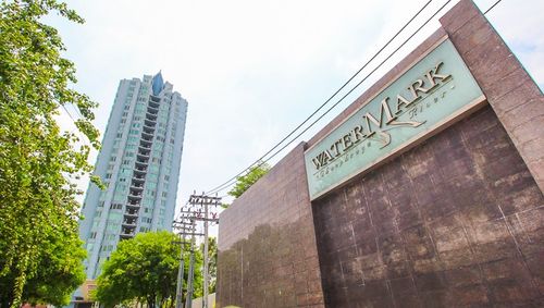 ✨ For Sale: Watermark Chaophraya River Condo ✨  💰 Only 17,000,000 THB