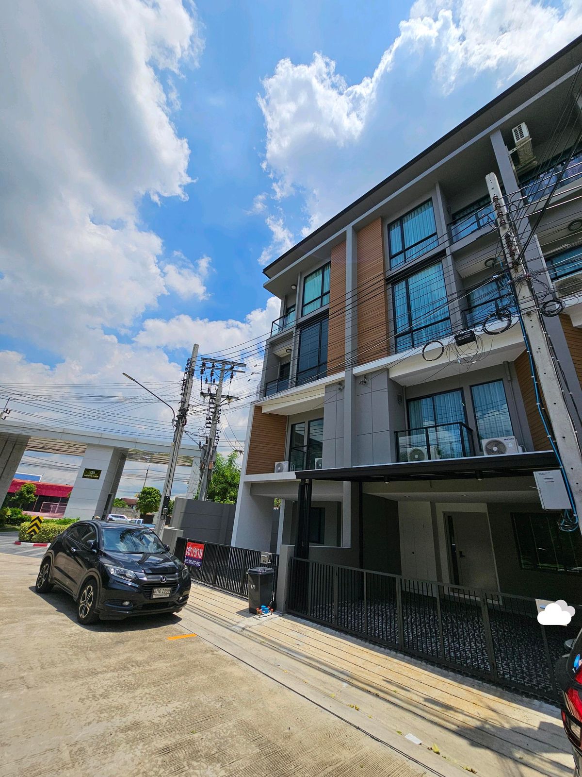 ‼️Home Office For Rent‼️ ✨Ready to Move in✨ โครงการ 𝐏𝐫𝐞𝐦𝐢𝐮𝐦 𝐏𝐥𝐚𝐜𝐞 พหลโยธิน-รามอินทรา  ใกล้ BTS สายหยุด (ใหม่เอี่ยม) – รูปที่ 2