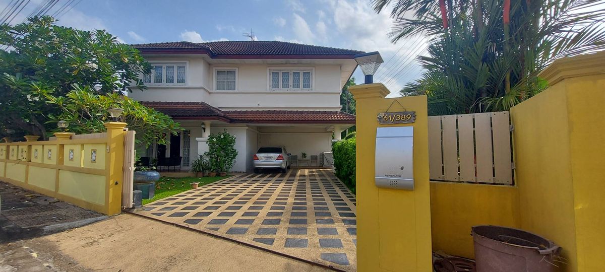 Land for sale with a 2 -story detached house (*behind the corner), the Village, Pol Parville, Suwinthawong, area 90.1 sq.w., beautiful house, 3 bedrooms, 3 water, 3 parking spaces, shady villages. #Near the golf course Windsor Park Land for sale with a 2 -story detached house (*behind the corner), the Village, Pol Parville, Suwinthawong, area 90.1 sq.w., beautiful house, 3 bedrooms, 3 water, 3 parking spaces, shady villages. #Near the golf course Windsor Park
