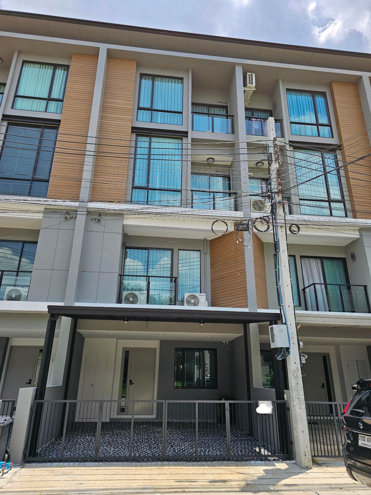‼️Home Office For Rent‼️ ✨Ready to Move in✨ โครงการ 𝐏𝐫𝐞𝐦𝐢𝐮𝐦 𝐏𝐥𝐚𝐜𝐞 พหลโยธิน-รามอินทรา ใกล้ BTS สายหยุด (ใหม่เอี่ยม) ‼️Home Office For Rent‼️ ✨Ready to Move in✨ โครงการ 𝐏𝐫𝐞𝐦𝐢𝐮𝐦 𝐏𝐥𝐚𝐜𝐞 พหลโยธิน-รามอินทรา ใกล้ BTS สายหยุด (ใหม่เอี่ยม)