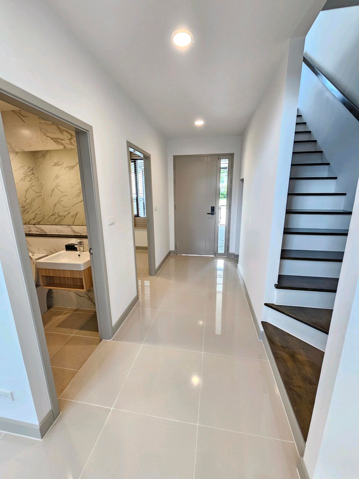 ‼️Home Office For Rent‼️ ✨Ready to Move in✨ โครงการ 𝐏𝐫𝐞𝐦𝐢𝐮𝐦 𝐏𝐥𝐚𝐜𝐞 พหลโยธิน-รามอินทรา  ใกล้ BTS สายหยุด (ใหม่เอี่ยม) – รูปที่ 4