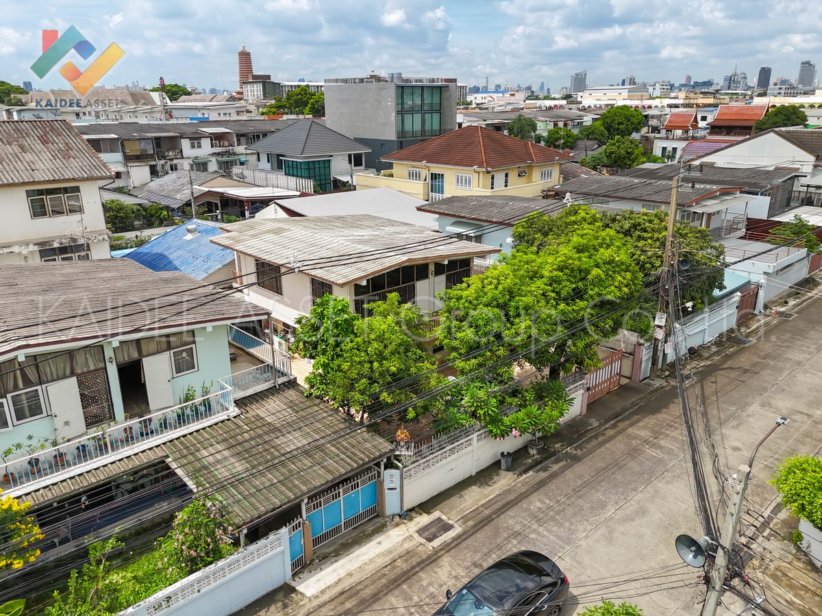 Detached house, Chokchai 4 Soi 56 (Ruamchok), Lat Phrao, cheap Detached house, Chokchai 4 Soi 56 (Ruamchok), Lat Phrao, cheap