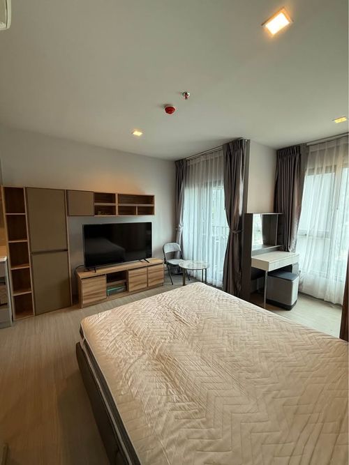 ✨ For Rent: Life Asoke - Rama 9 ✨ Only 15,000 THB/Month 💰