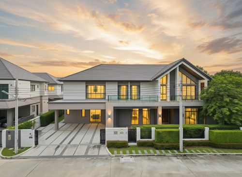 Luxury detached house for sale, Bangkok Boulevard Signature Project, Sathorn-Ratchapruek, corner unit, 120 sq m, brand new condition.