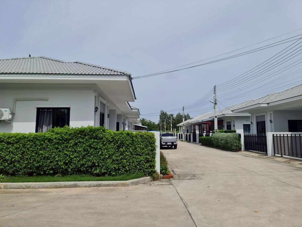 ขายบ้านเดี่ยว  สภาพดีน่าอยู่  เงียบสงบ ลิฟวิ่งเซนส์ 3 บ้านฉาง (Living Sense3) – รูปที่ 2
