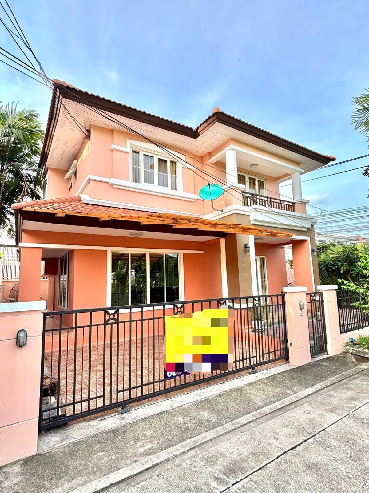 🌟 For Sale/Rent: Spacious 2-Storey Detached House at Krongthong Villa Park, Bang Kapi – 3 Bedrooms, 3 Bathrooms, 1-2 Car Parking, Fully Furnished and Move-In Ready, Ideal for Families, Convenient Location Near Shopping Malls, Schools, and Hospitals 🌟 For Sale/Rent: Spacious 2-Storey Detached House at Krongthong Villa Park, Bang Kapi – 3 Bedrooms, 3 Bathrooms, 1-2 Car Parking, Fully Furnished and Move-In Ready, Ideal for Families, Convenient Location Near Shopping Malls, Schools, and Hospitals