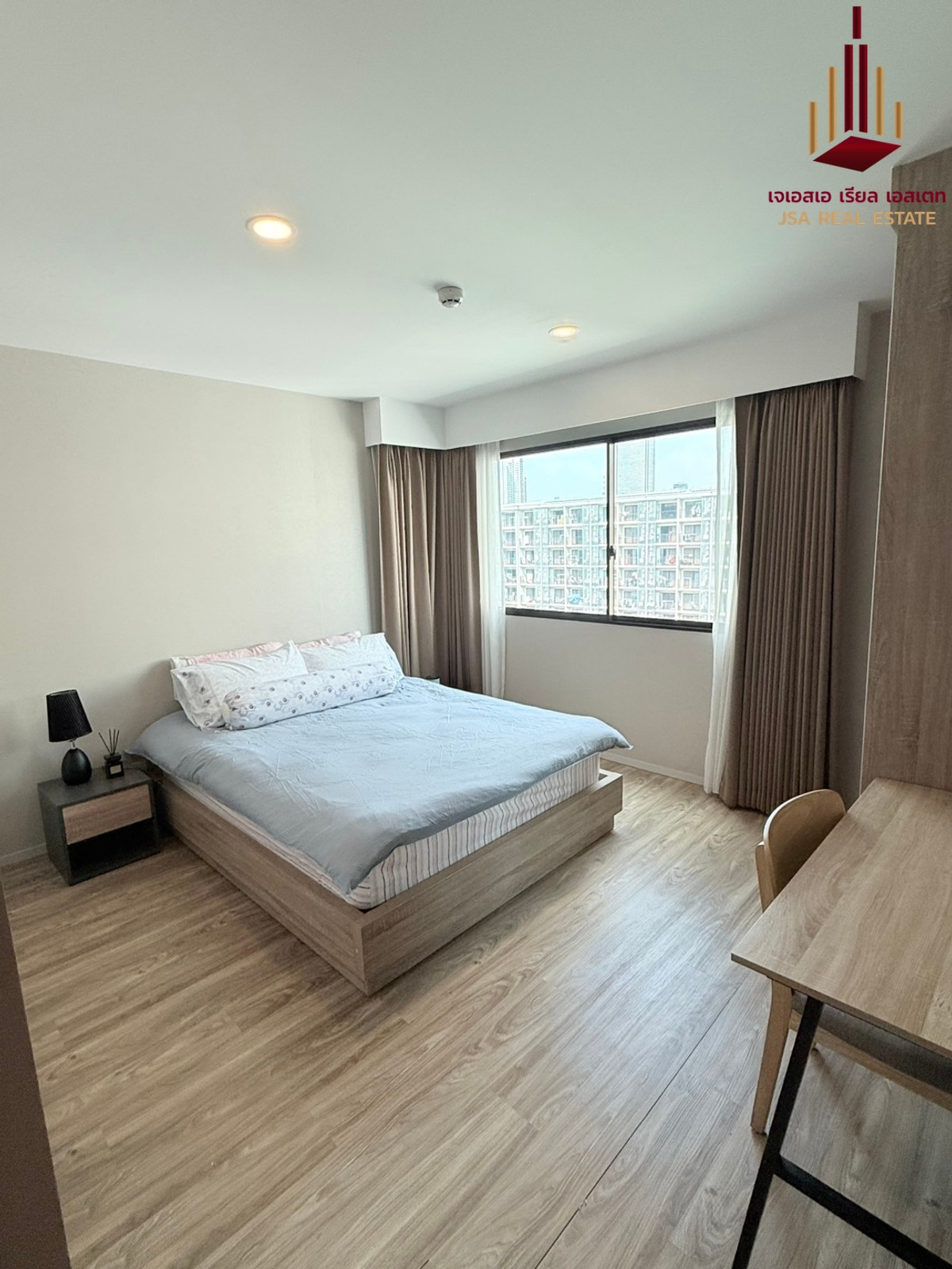 ✨ For Rent: Blossom Condo @ Sathorn Charoenrat Condo ✨💰Only 33,000 THB/month
