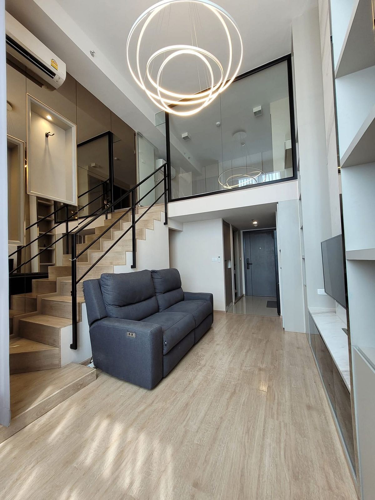 Rds-0783 ให้เช่าคอนโด Ideo New Rama 9 นัดชมห้อง 👉line : @propertyfinder Rds-0783 ให้เช่าคอนโด Ideo New Rama 9 นัดชมห้อง 👉line : @propertyfinder