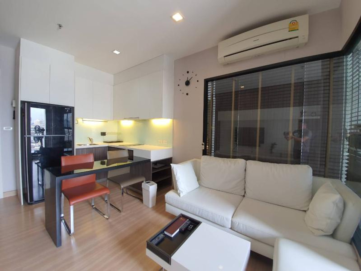 FOR RENT condo , Urbano Absolute Sathorn - Taksin , BTS-Krung Thon Buri , Khlong Ton Sai , Khlong San , Bangkok , CX-33142 FOR RENT condo , Urbano Absolute Sathorn - Taksin , BTS-Krung Thon Buri , Khlong Ton Sai , Khlong San , Bangkok , CX-33142