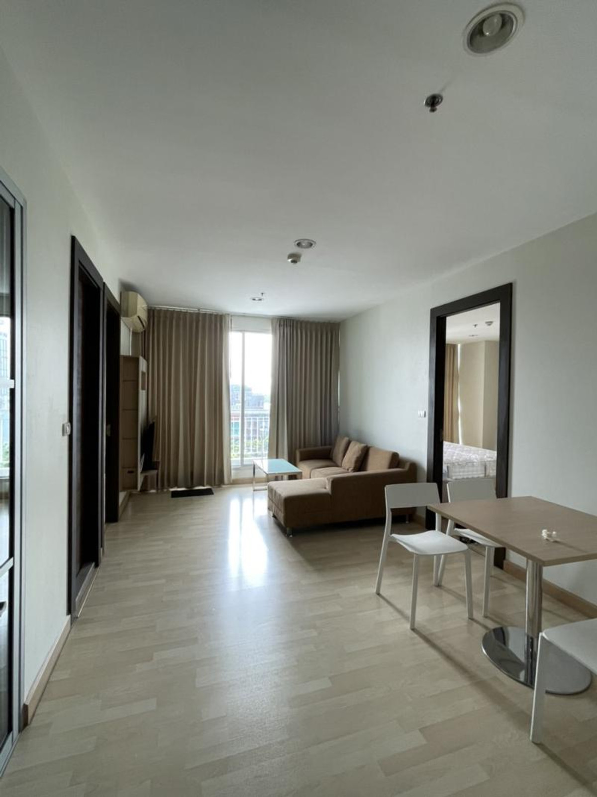 FOR RENT condo , Rhythm Ratchada , MRT-Ratchadaphisek , Sam Saen Nok , Huai Khwang , Bangkok , CX-42720 FOR RENT condo , Rhythm Ratchada , MRT-Ratchadaphisek , Sam Saen Nok , Huai Khwang , Bangkok , CX-42720