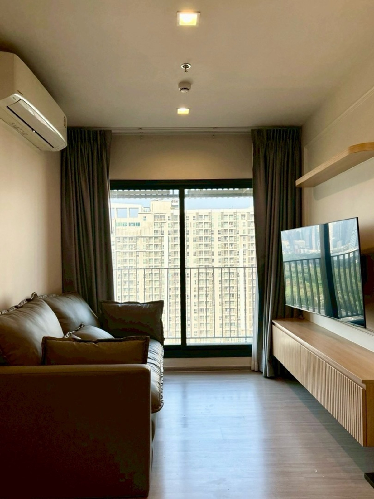 For Rent Condo , Life Asoke Hype Rama 9 , MRT-Phra Ram 9 , Makkasan , Rat Thewi , Bangkok , CX-144225 For Rent Condo , Life Asoke Hype Rama 9 , MRT-Phra Ram 9 , Makkasan , Rat Thewi , Bangkok , CX-144225