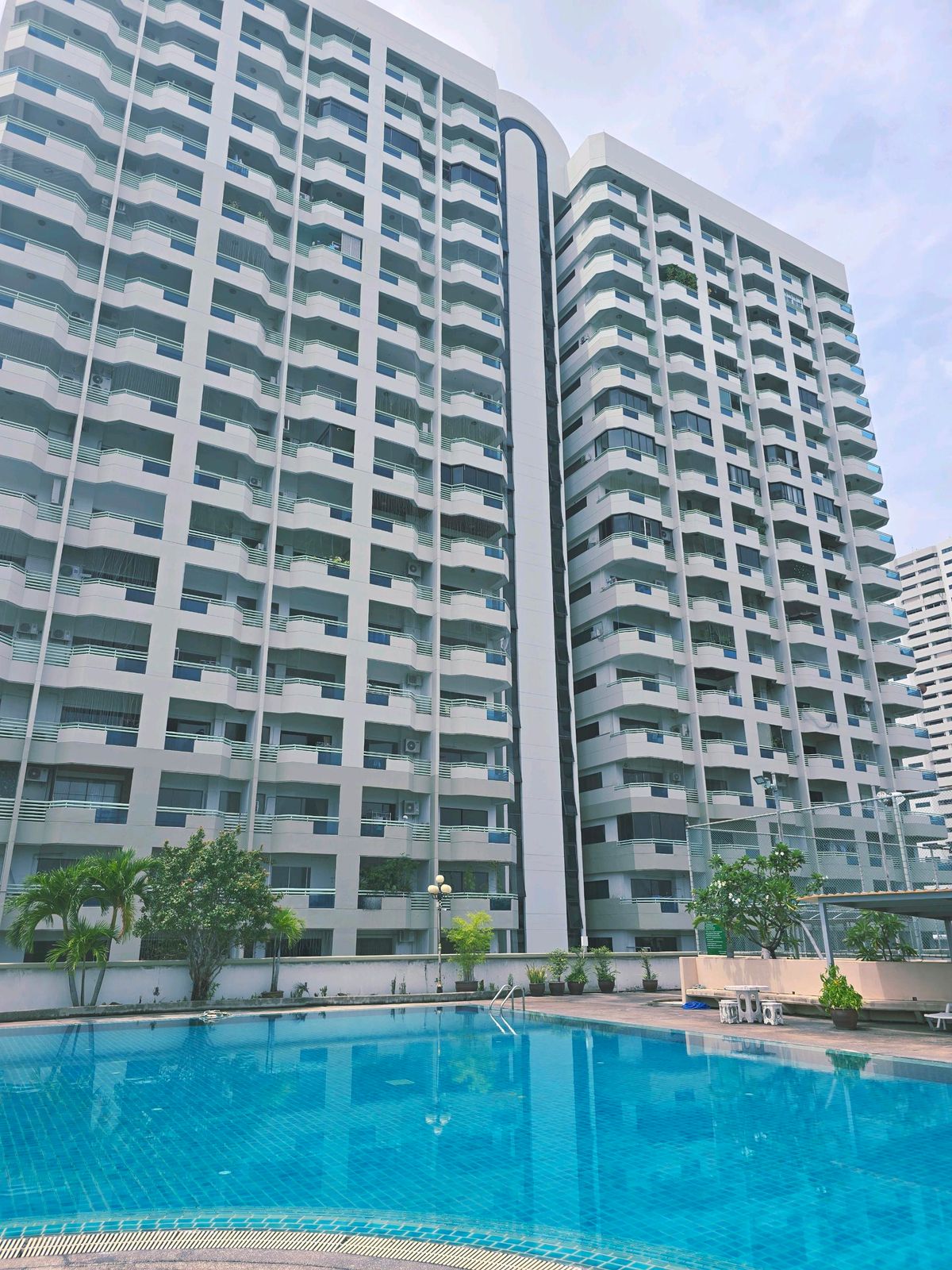 Beautifully decorated room, ready to move in or invest. Convenient transportation, near BTS Bangna / Yellow Line, Si Iam Station. /Bangna Expressway Beautifully decorated room, ready to move in or invest. Convenient transportation, near BTS Bangna / Yellow Line, Si Iam Station. /Bangna Expressway